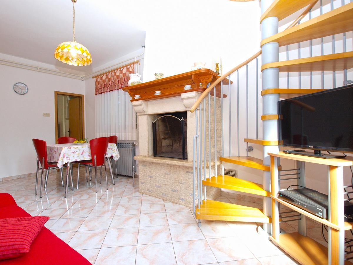Apartment Nevenka 1482 Medulin Bagian luar foto